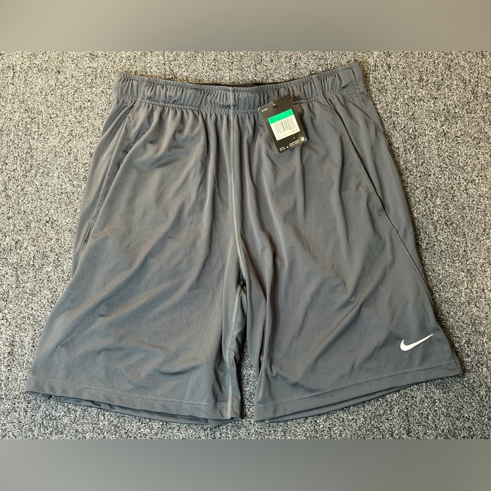 NIKE DRI FIT MENS TRAINING GYM / ATHLETIC XL SHORTS - STANDARD / OG FIT - *NEW*